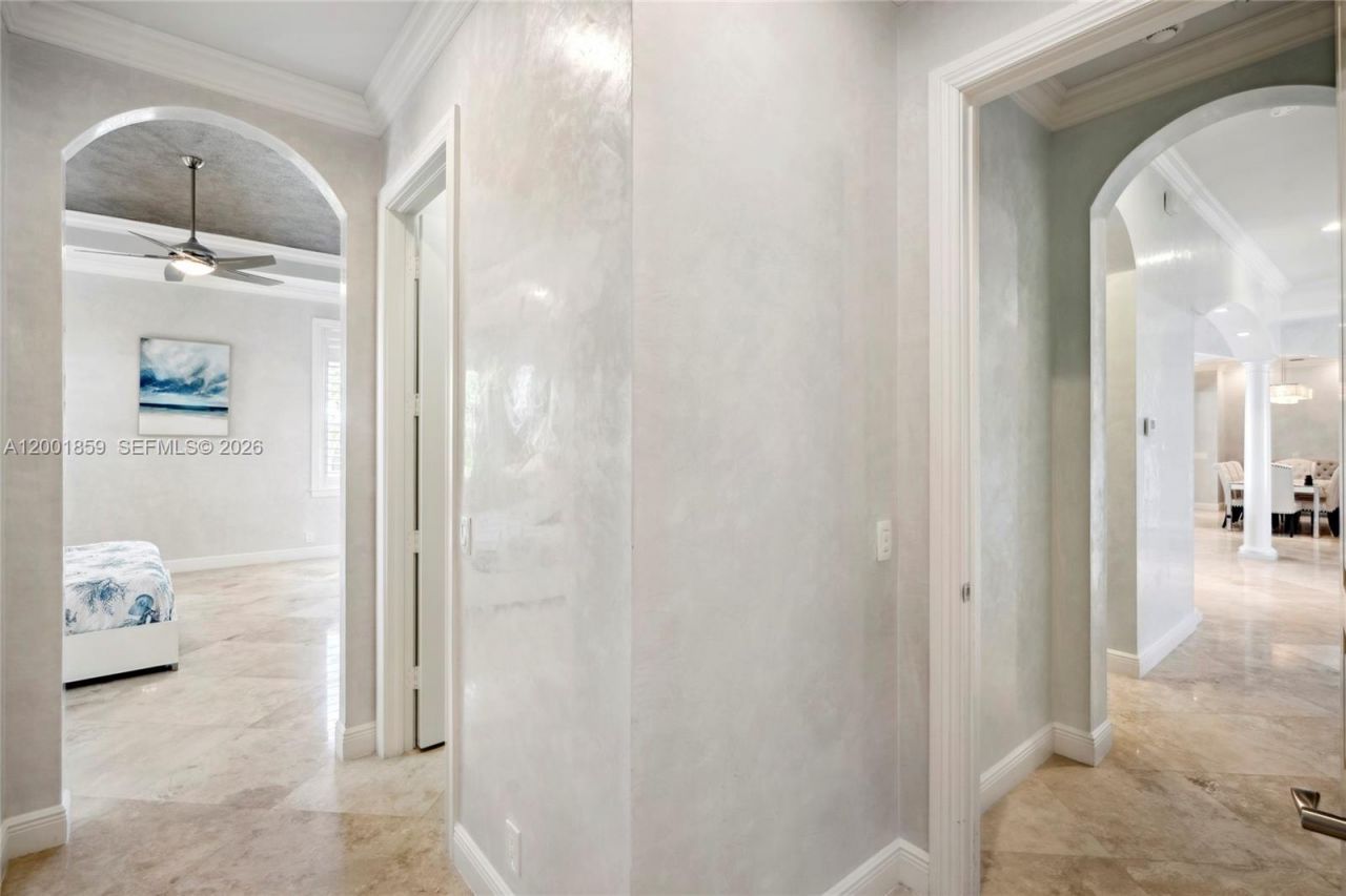 1008 Mandarin Isle, Fort Lauderdale, FL 33315 Photo
