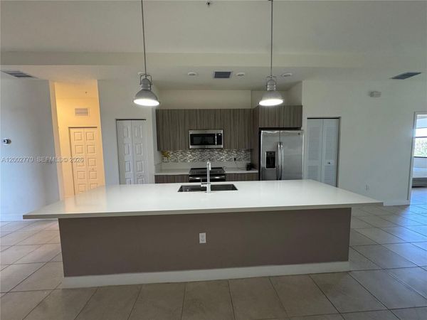 Unit 31, Doral, FL 33178