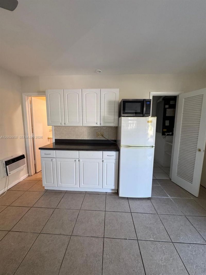 2051 NE 25th Ave, Pompano Beach, FL 33062 Photo