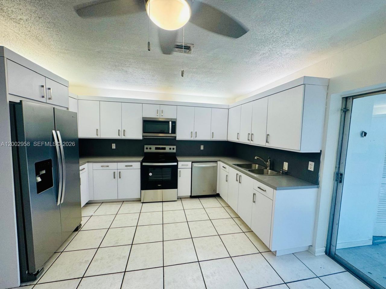 2051 NE 25th Ave , Pompano Beach, FL 33062 Photo