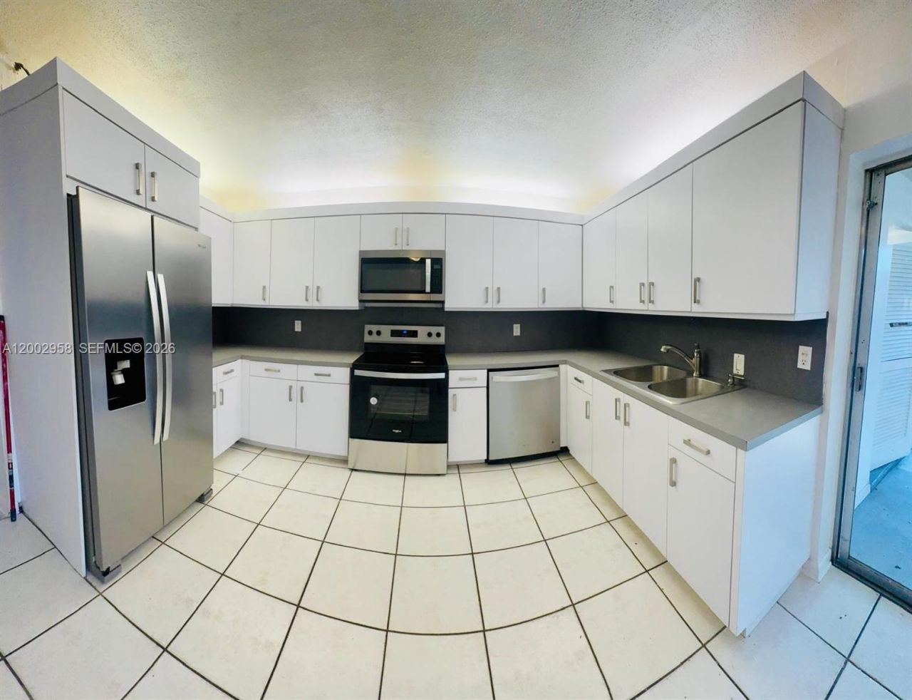 2051 NE 25th Ave , Pompano Beach, FL 33062 Photo