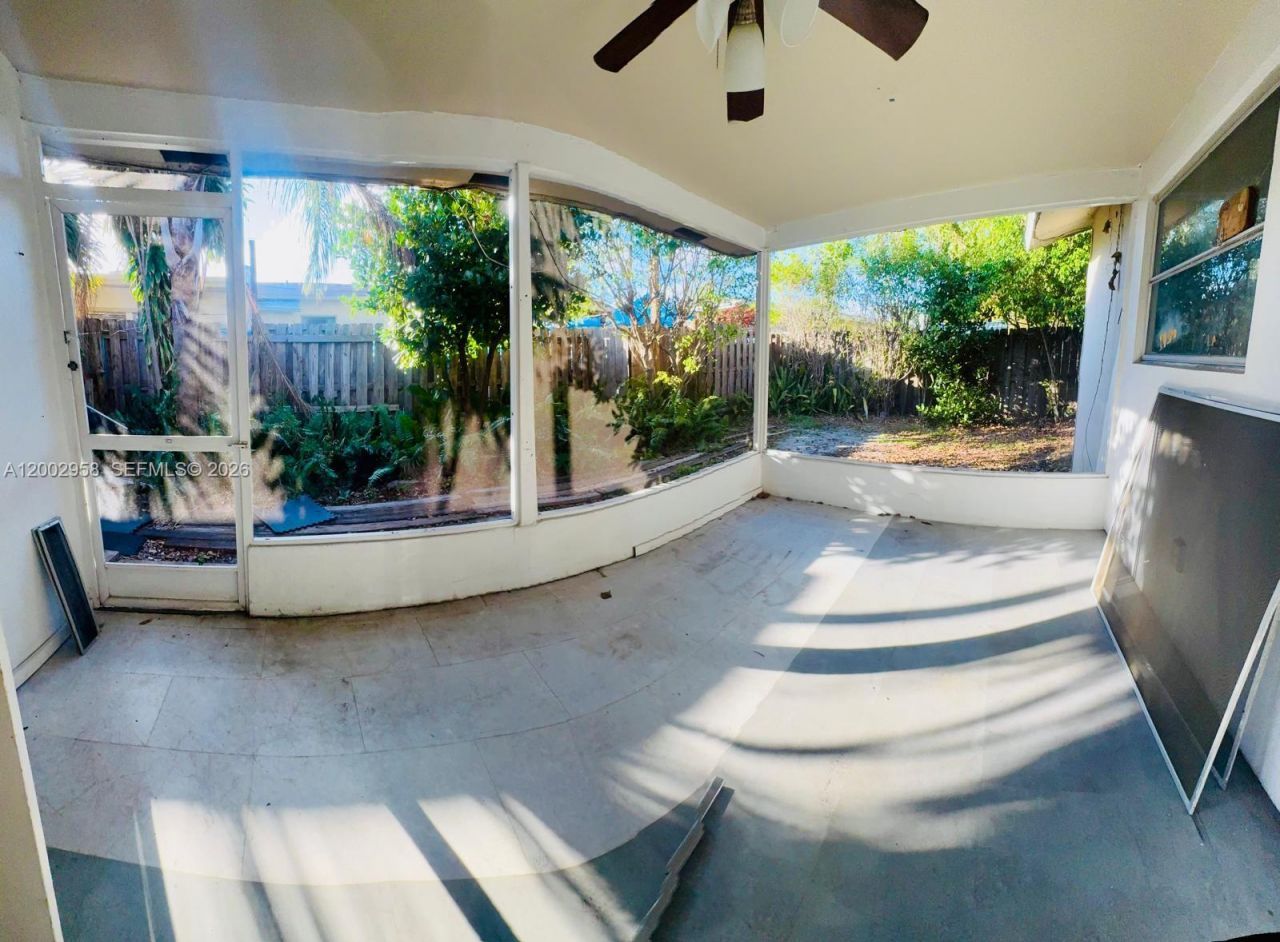 2051 NE 25th Ave , Pompano Beach, FL 33062 Photo