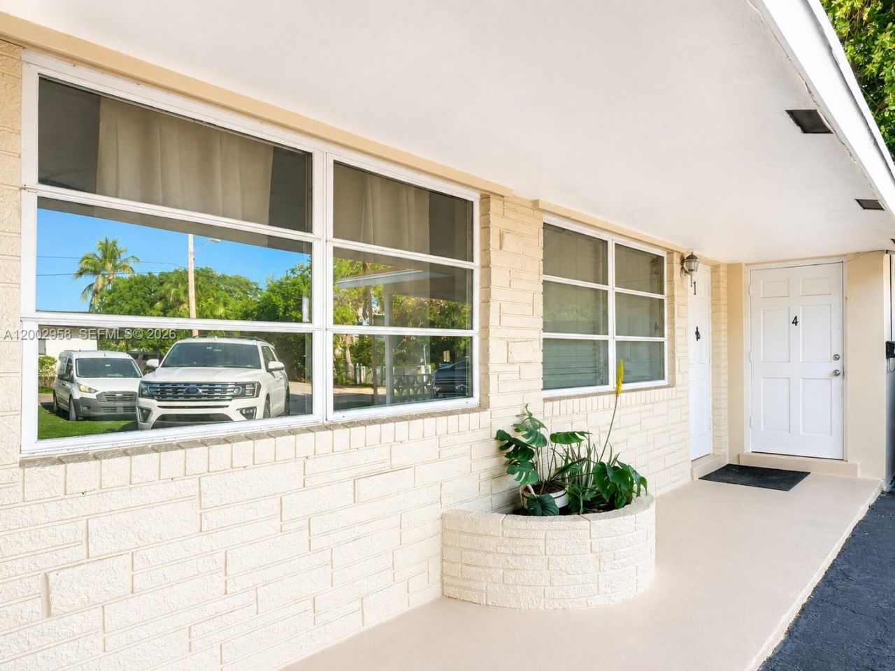2051 NE 25th Ave, Pompano Beach, FL 33062 Photo