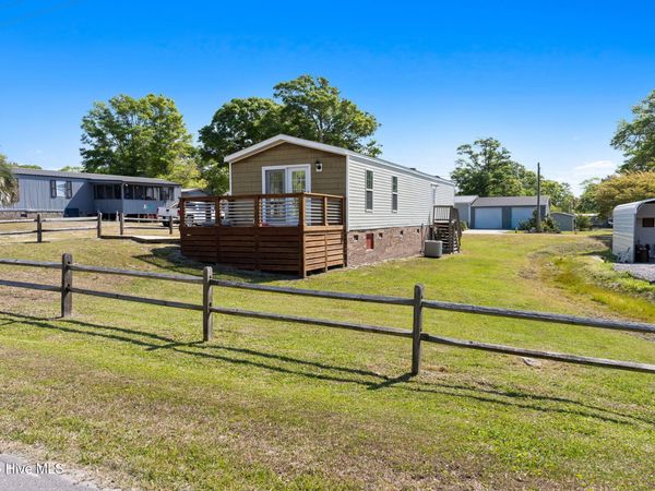 2262 W Tanglewood Drive SW, Supply, NC 28462