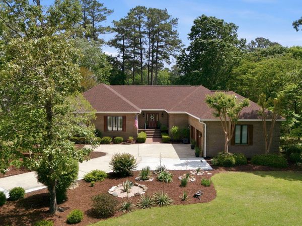 1211 Pine Valley Drive, New Bern, NC 28562
