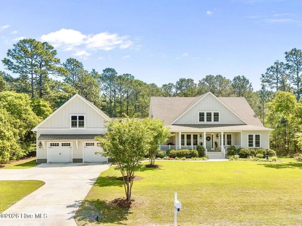 211 Whimbrel Way, Hampstead, NC 28443