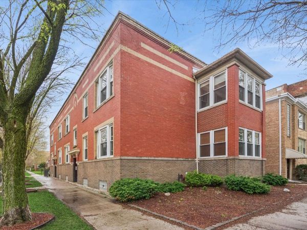 2204 W Winona Street , Unit 1, Chicago, IL 60625