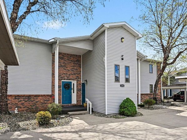2404 E Winona Avenue, Unit 3, Winona Lake, IN 46590