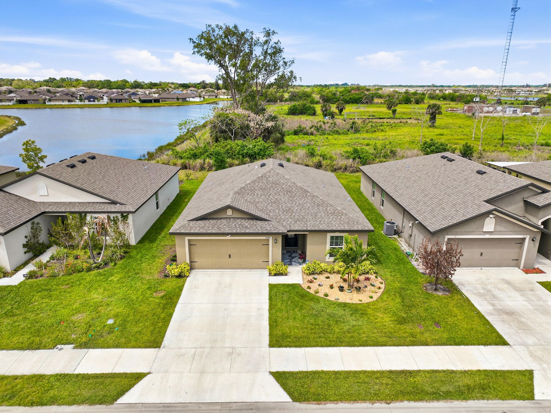 5240 Imagination Drive, Fort Pierce, FL 34947 Photo