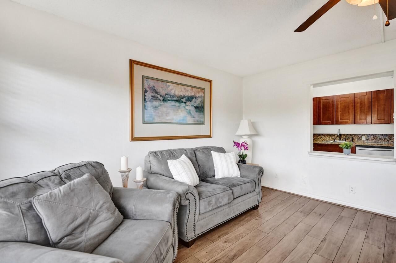 189 Brighton E, Boca Raton, FL 33434 Photo