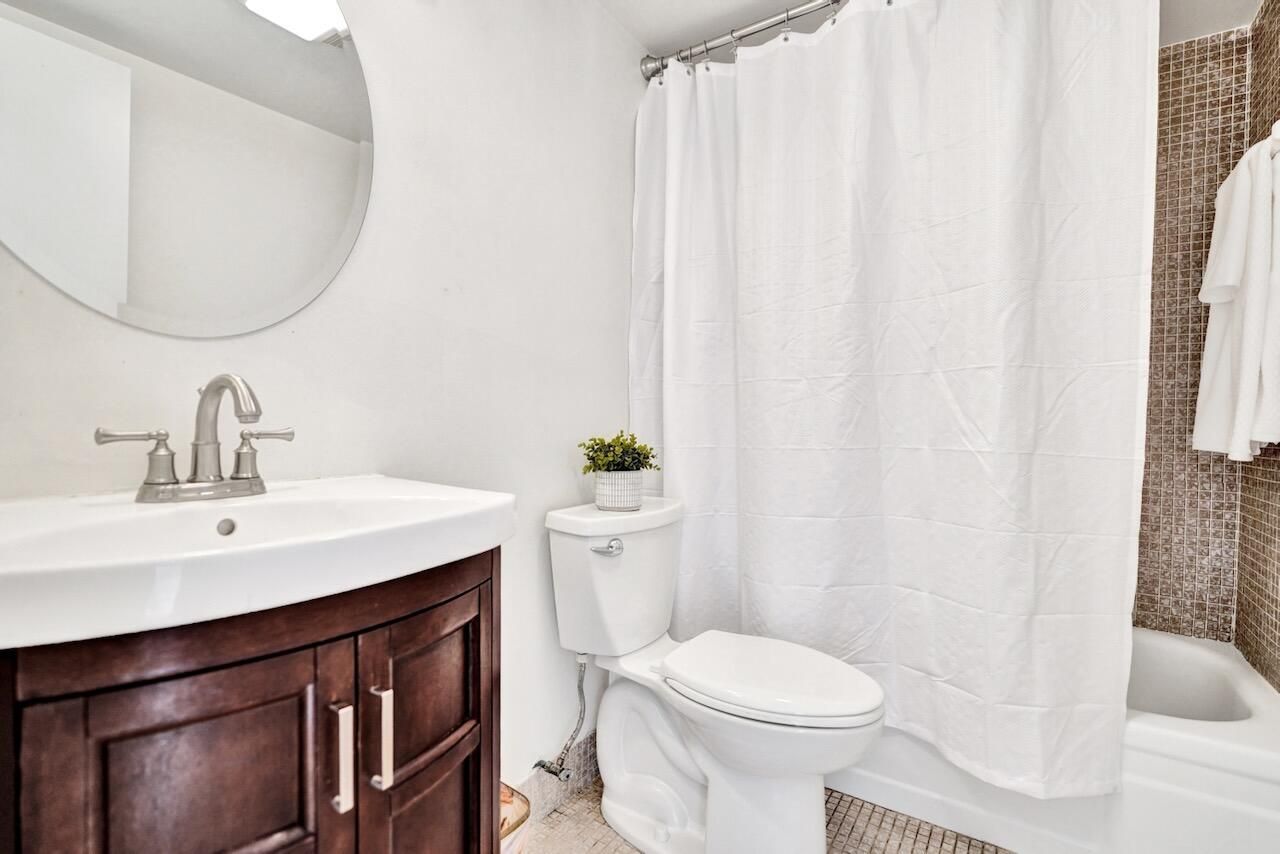 189 Brighton E, Boca Raton, FL 33434 Photo