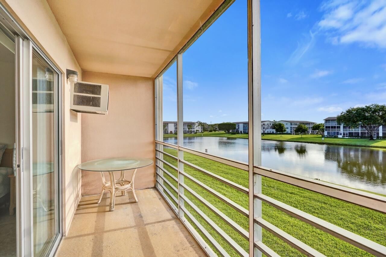 189 Brighton E, Boca Raton, FL 33434 Photo