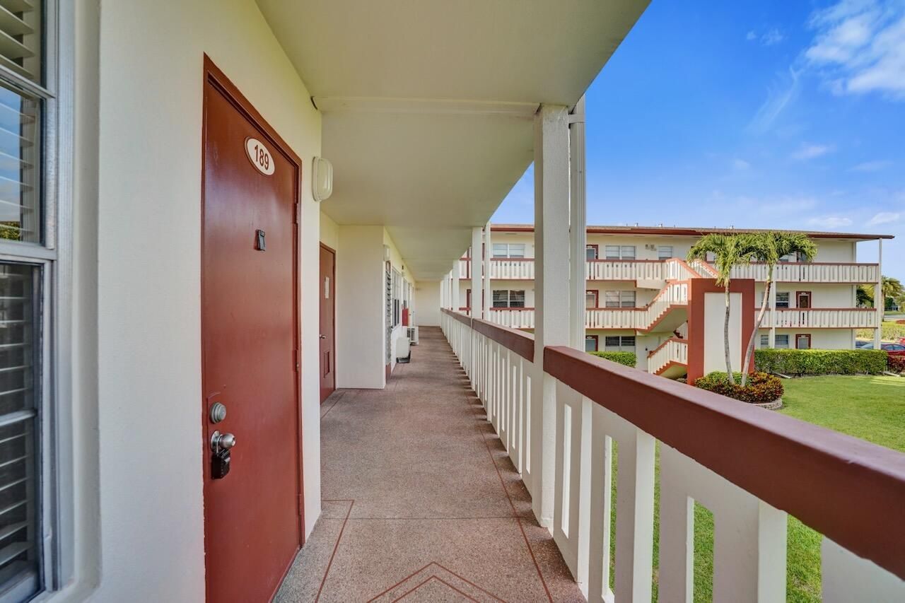 189 Brighton E, Boca Raton, FL 33434 Photo