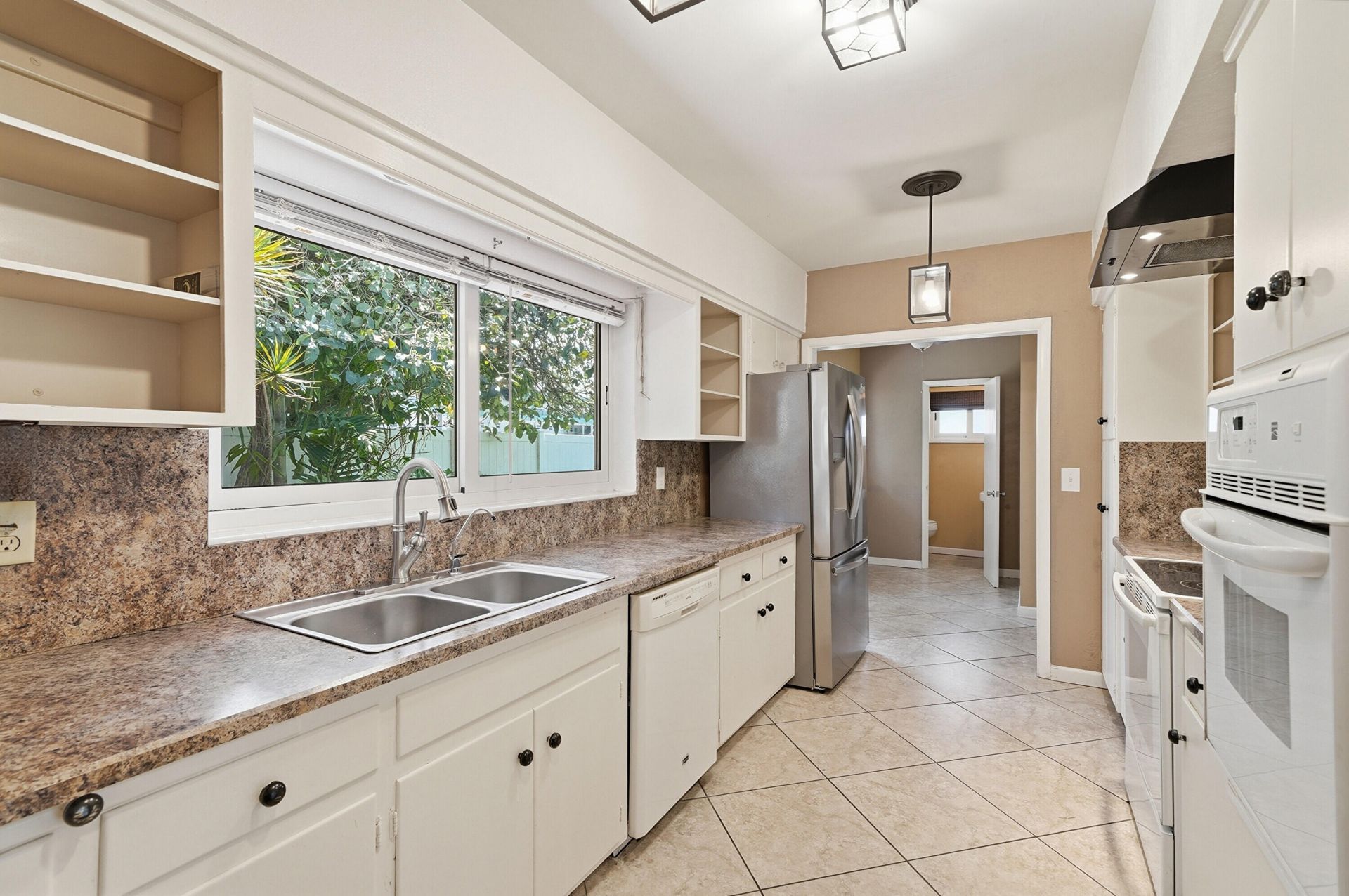 1431 S Ocean Boulevard, Unit 28, Lauderdale by the Sea, FL 33062 Photo