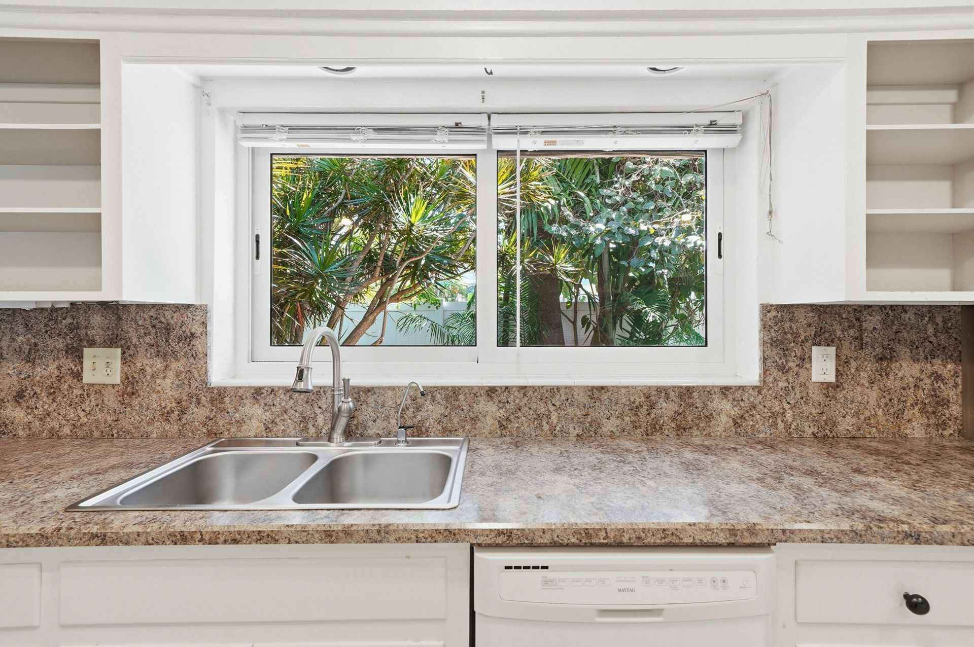 1431 S Ocean Boulevard, Unit 28, Lauderdale by the Sea, FL 33062 Photo
