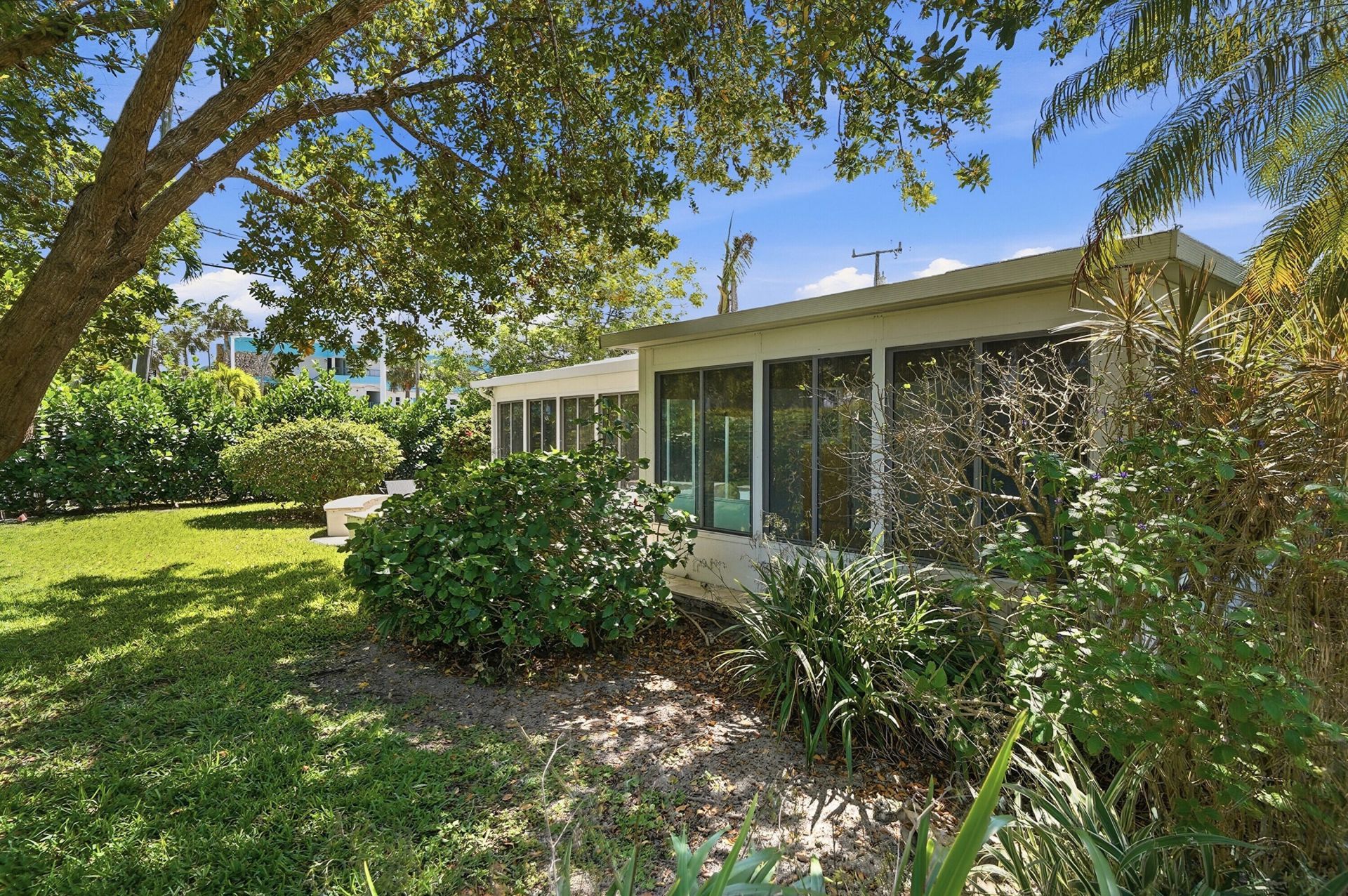 1431 S Ocean Boulevard, Unit 28, Lauderdale by the Sea, FL 33062 Photo