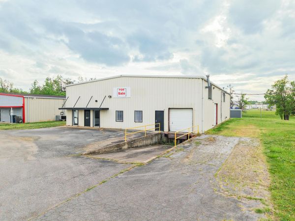 2000 Fulton Dr., Corinth, MS 38834