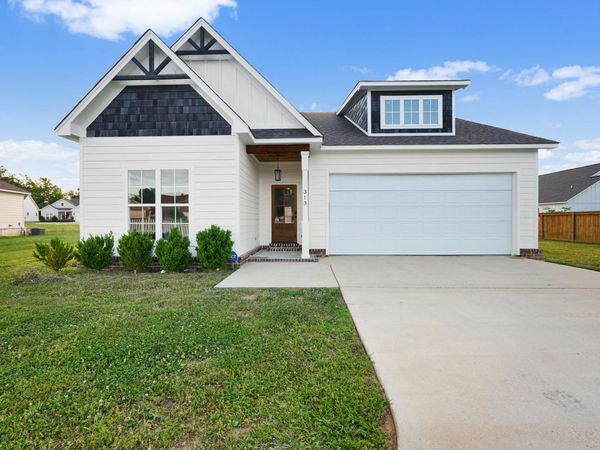 313 Starlyn Ave., New Albany, MS 38652