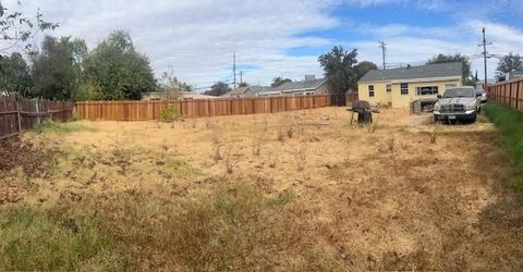 2671 Norwood Ave, Sacramento, CA 95815 Photo
