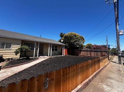 2671 Norwood Ave, Sacramento, CA 95815 Photo