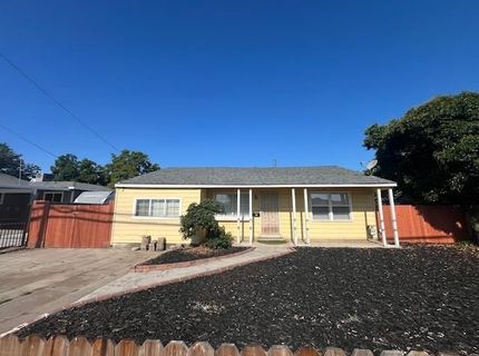 2671 Norwood Ave, Sacramento, CA 95815 Photo