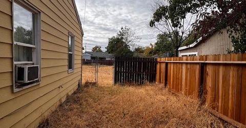 2671 Norwood Ave, Sacramento, CA 95815 Photo