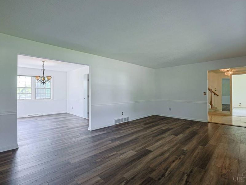 9566 Galecrest Drive, Springfield Twp., OH 45231 Photo 10