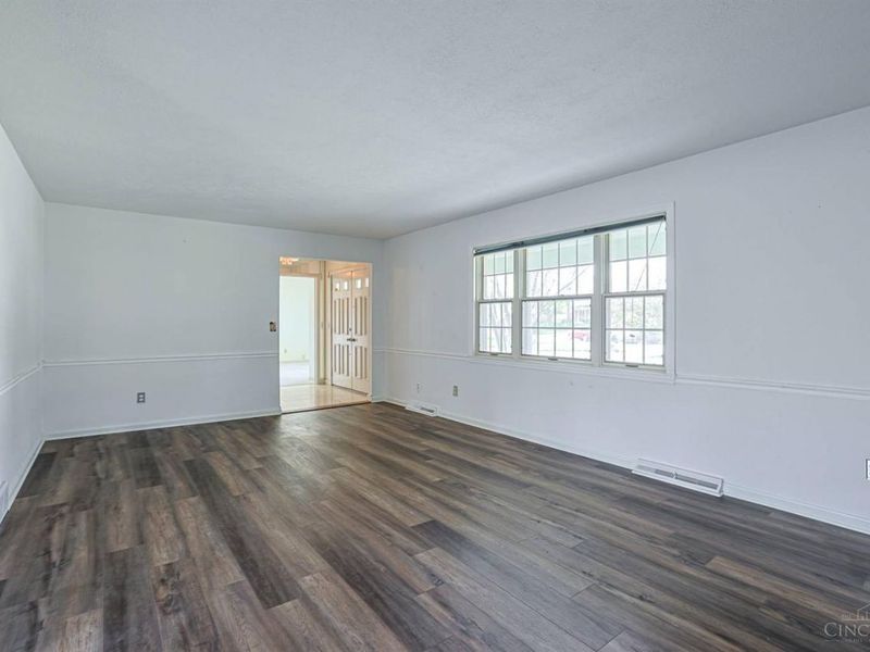 9566 Galecrest Drive, Springfield Twp., OH 45231 Photo 11