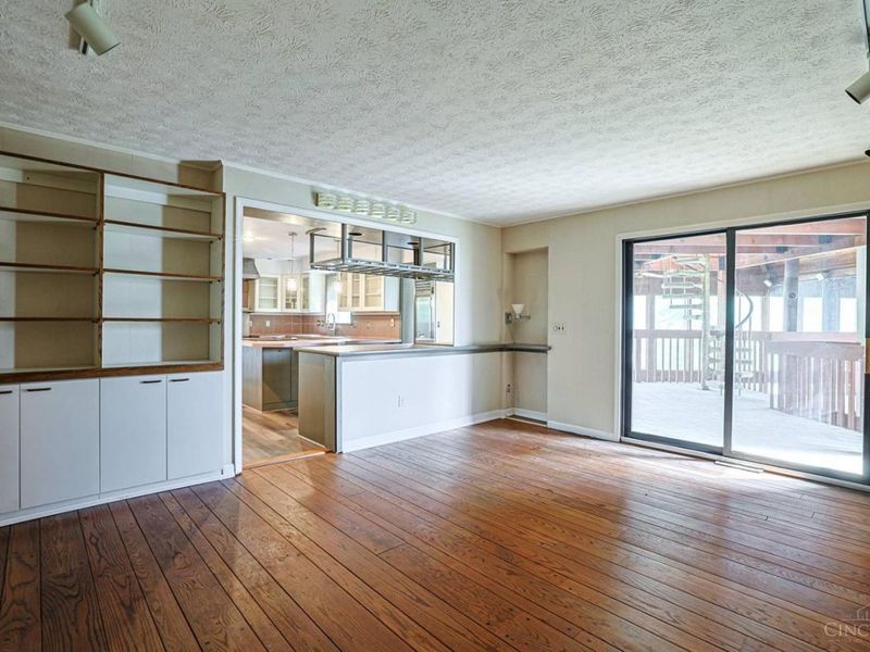 9566 Galecrest Drive, Springfield Twp., OH 45231 Photo 13