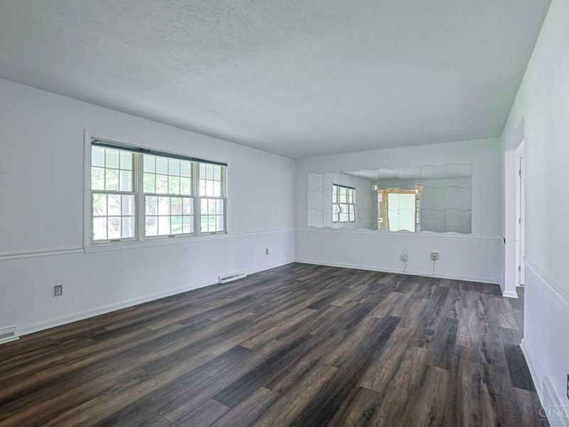 9566 Galecrest Drive, Springfield Twp., OH 45231 Photo 8