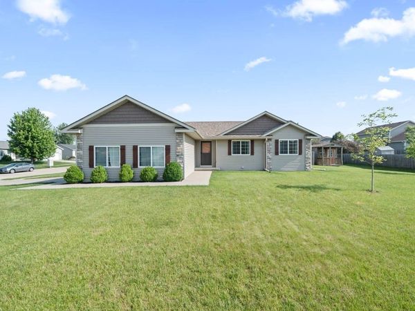 1213 Michael Street SE, Bondurant, IA 50035