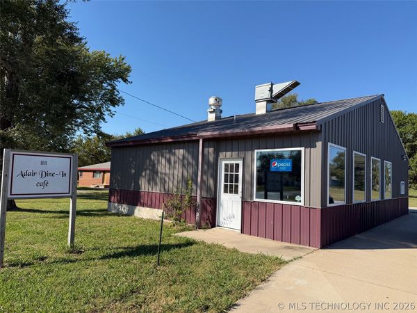 305 W Main Street , Adair, OK 74330