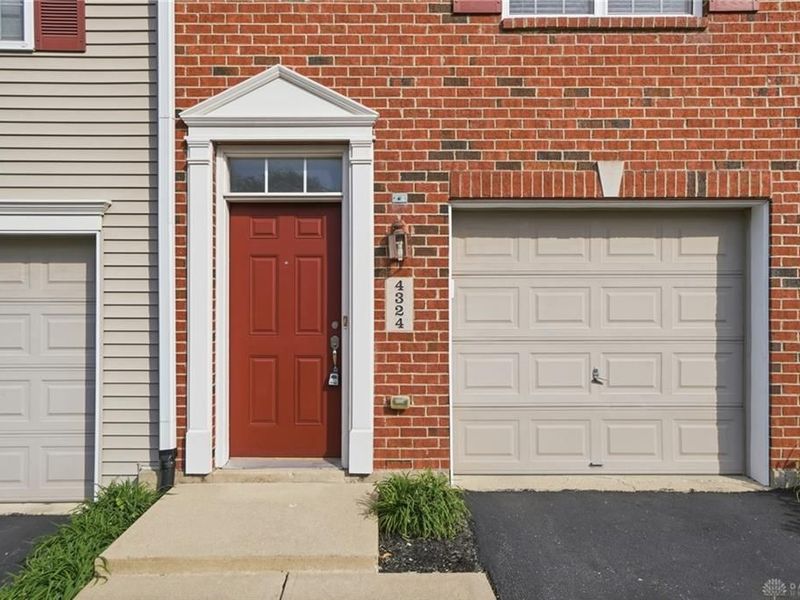 4324 Straight Arrow Road, Beavercreek, OH 45430 Photo 2