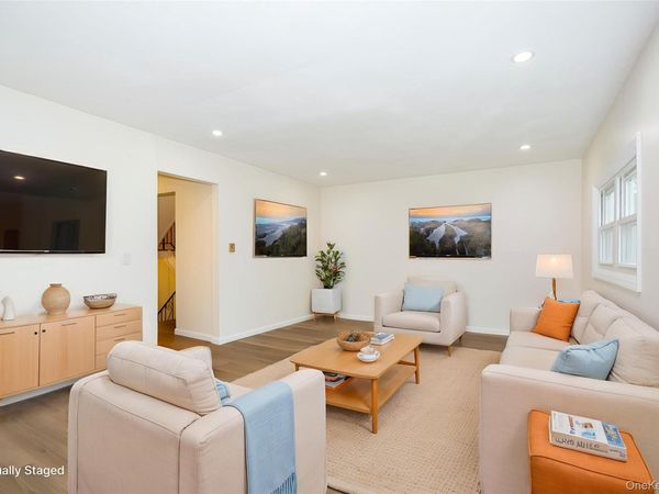 24 Russett Road , Poughkeepsie, NY 12601