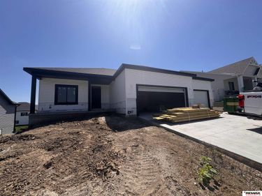 1047 S 9th Avenue, Ashland, NE 68003