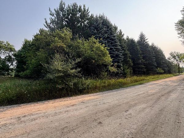 Stonehouse Shores Rd, Hersey, MI 49639