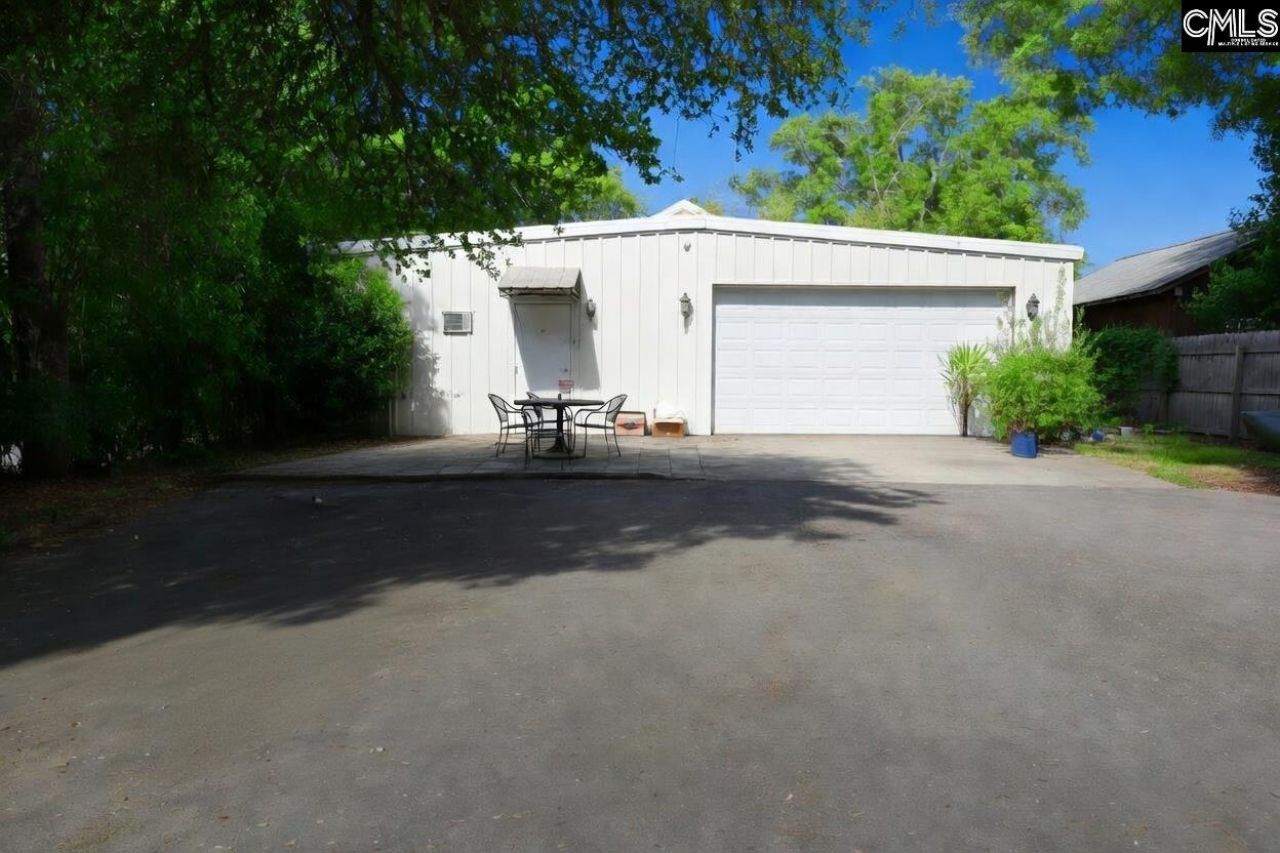1109 Lyttleton Street Photo 12