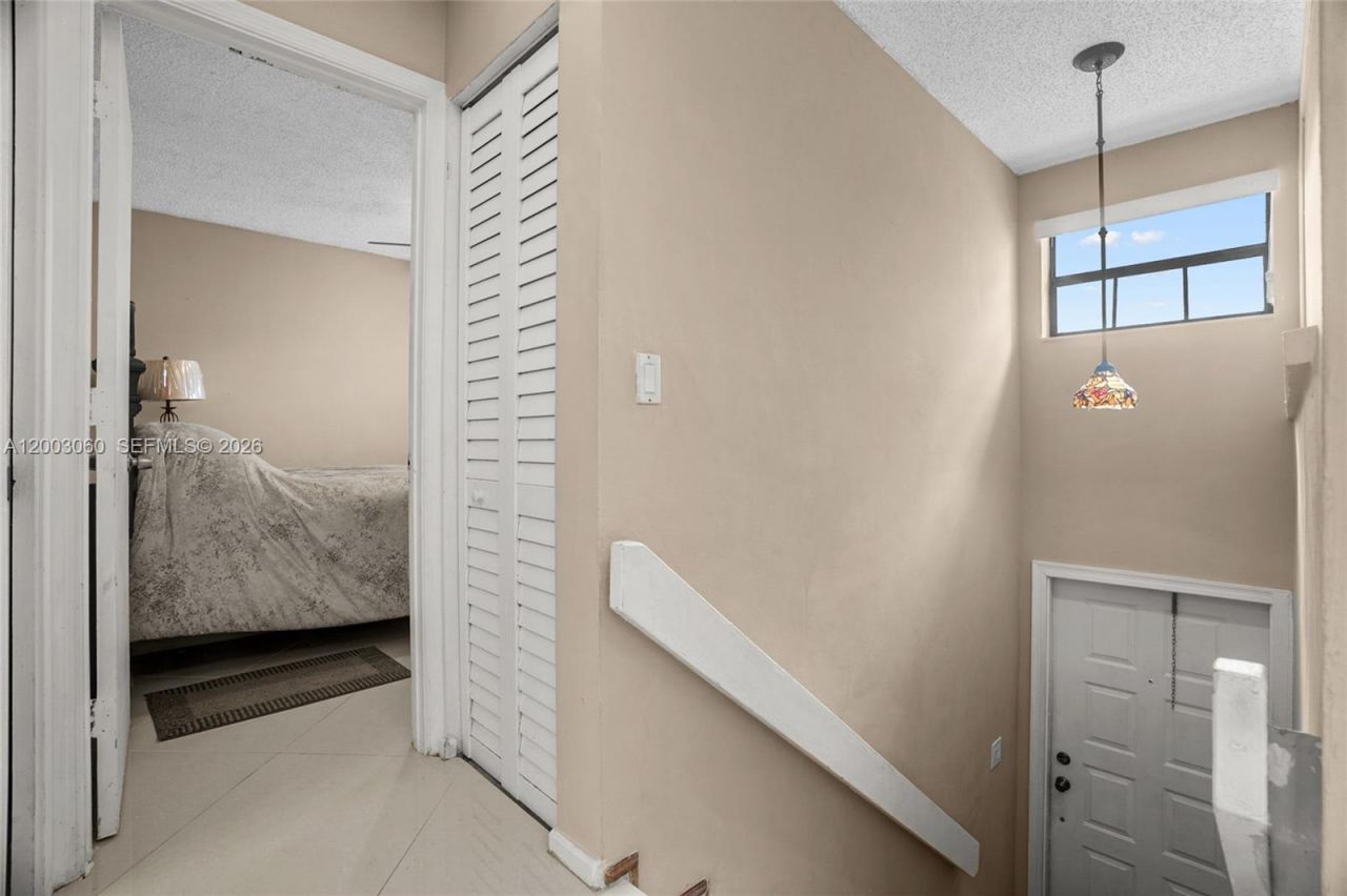 906 Republic Ct , Deerfield Beach, FL 33442 Photo