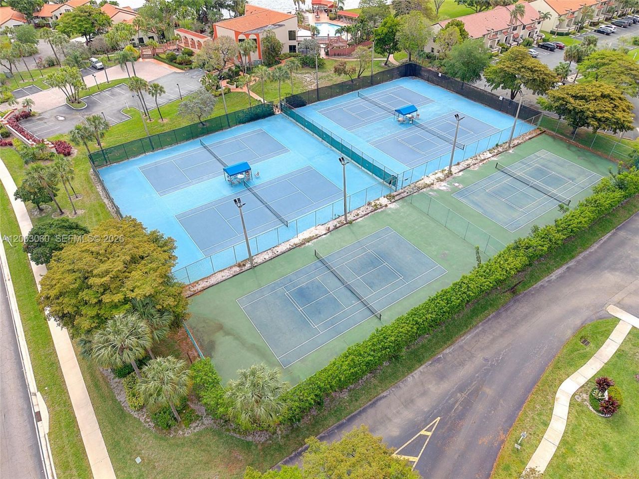 906 Republic Ct , Deerfield Beach, FL 33442 Photo