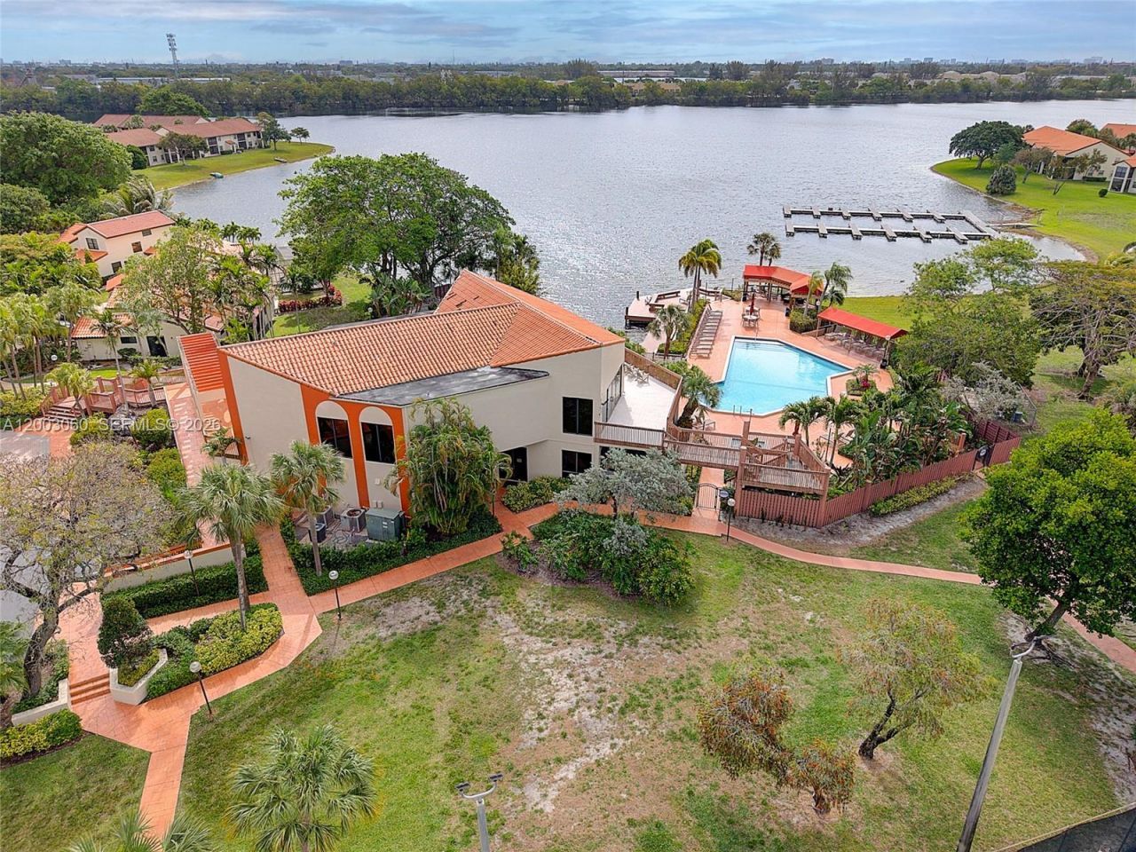 906 Republic Ct , Deerfield Beach, FL 33442 Photo