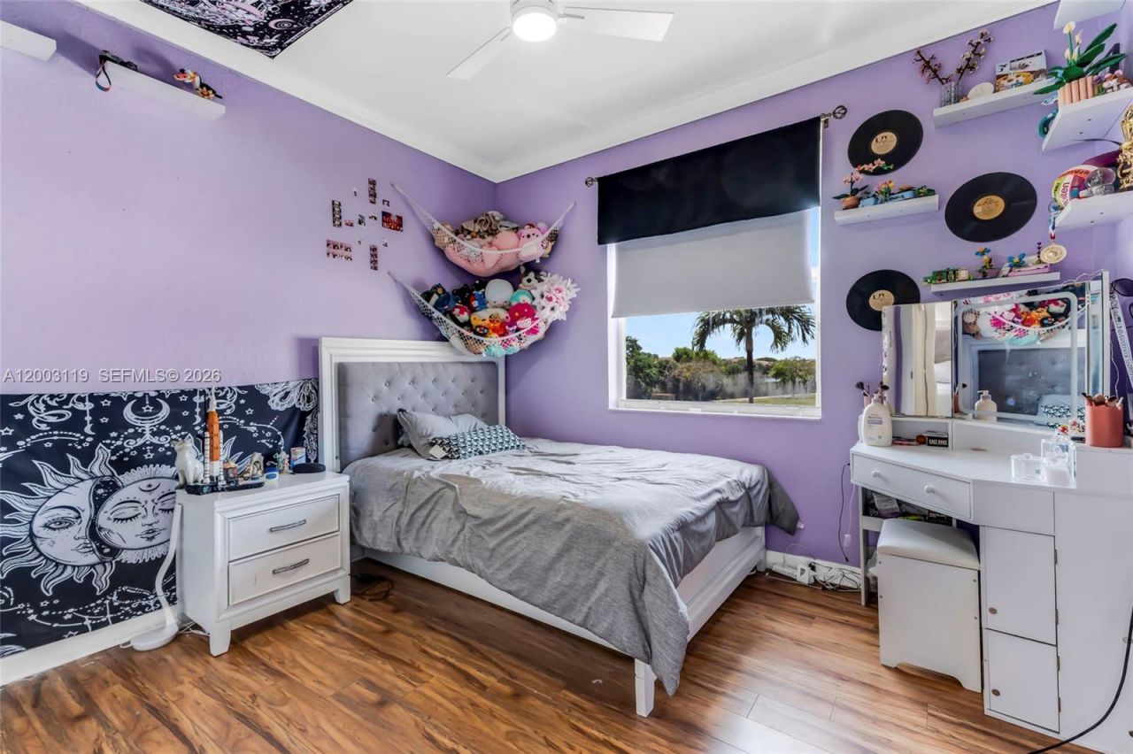 846 NW 135th Ter, Pembroke Pines, FL 33028 Photo