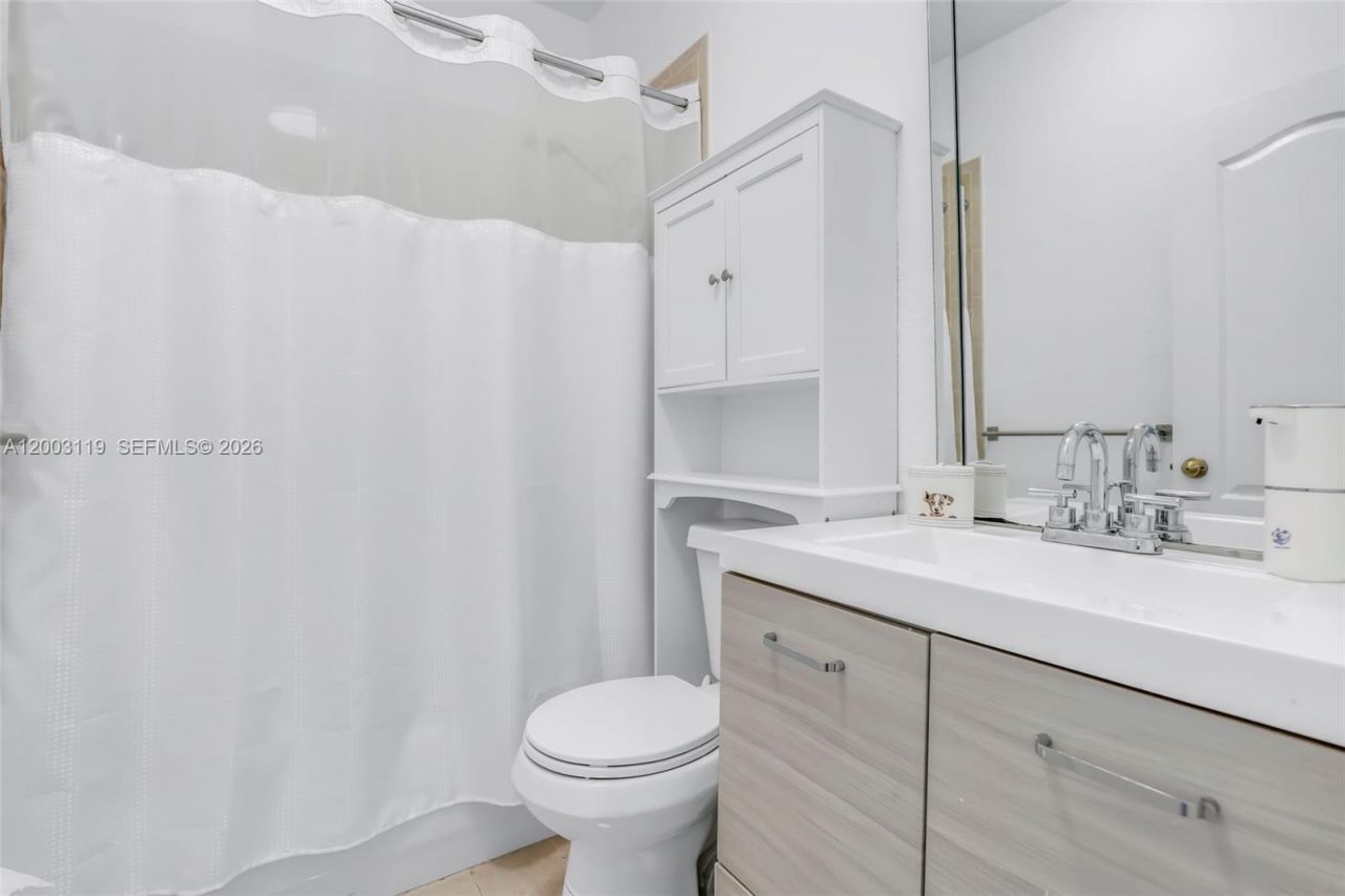 846 NW 135th Ter, Pembroke Pines, FL 33028 Photo