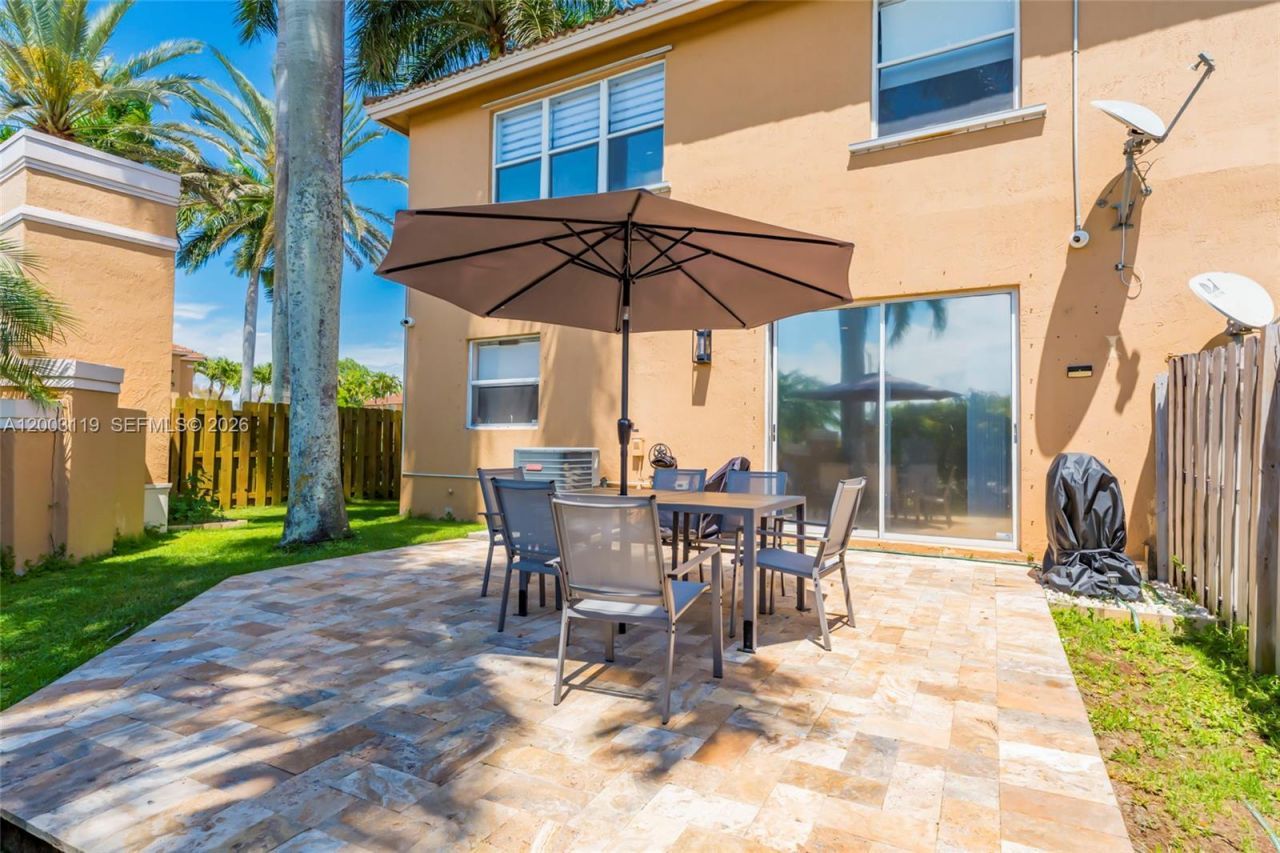 846 NW 135th Ter, Pembroke Pines, FL 33028 Photo