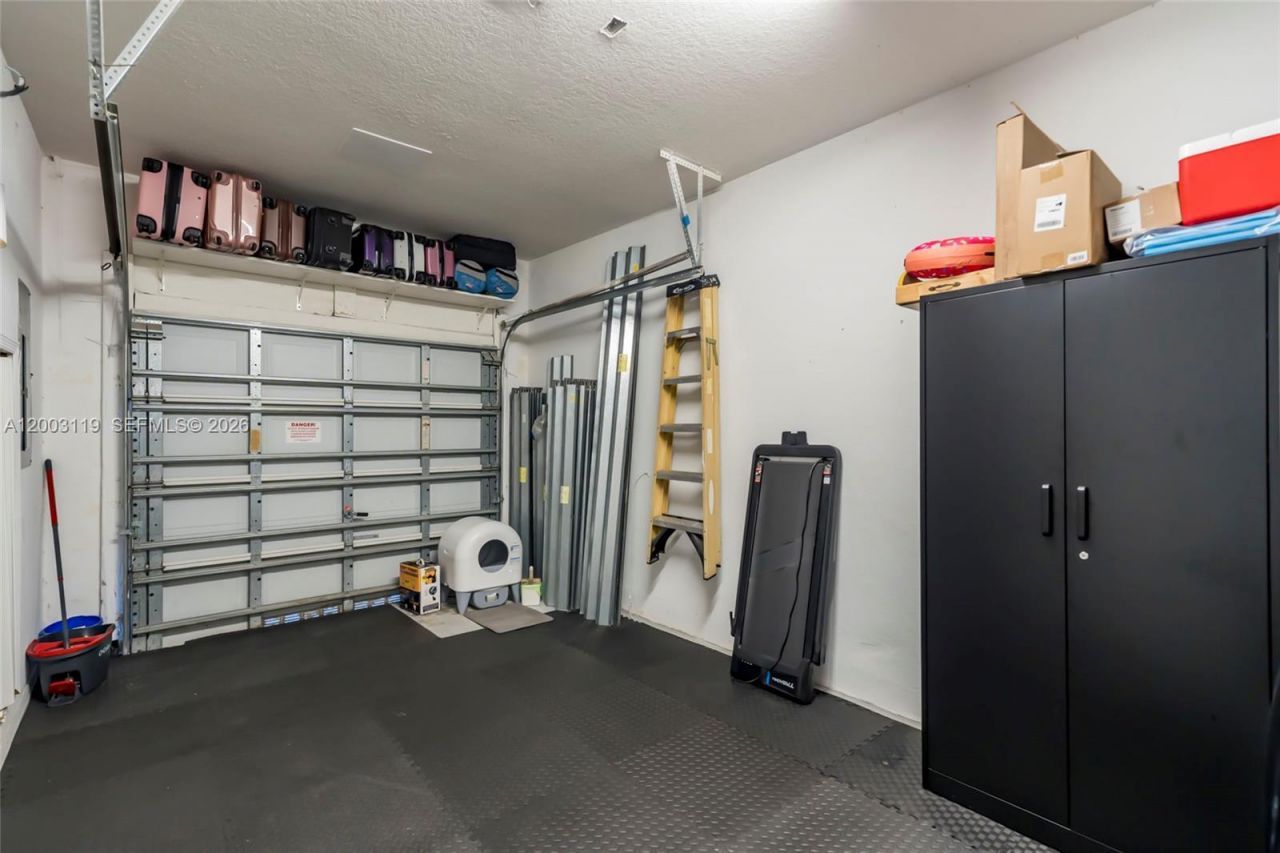 846 NW 135th Ter, Pembroke Pines, FL 33028 Photo