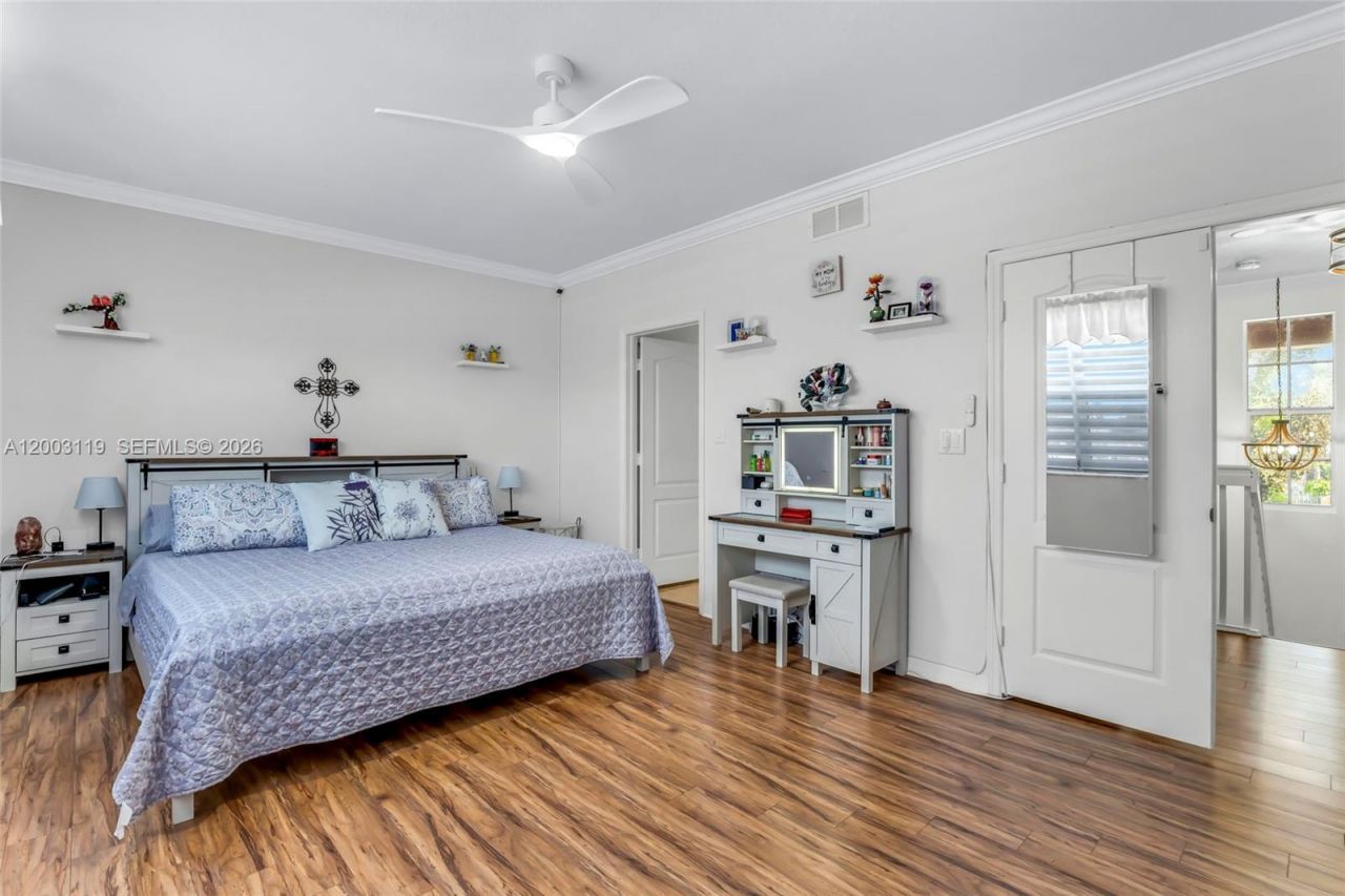 846 NW 135th Ter, Pembroke Pines, FL 33028 Photo