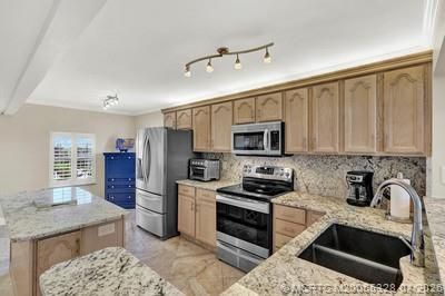 10980 S Ocean Drive, Unit 611, Jensen Beach, FL 34957 Photo
