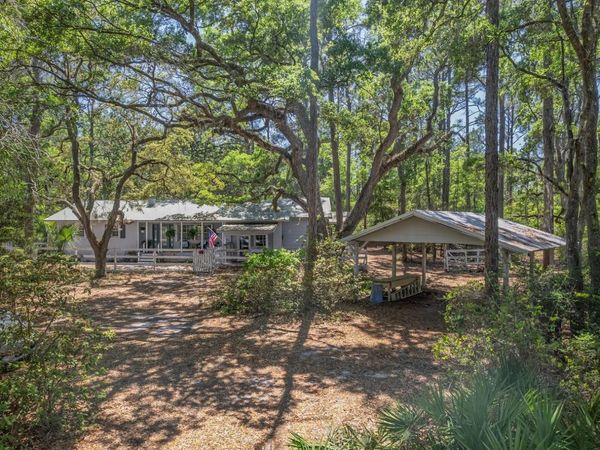 123 Carter Road, Crawfordville, FL