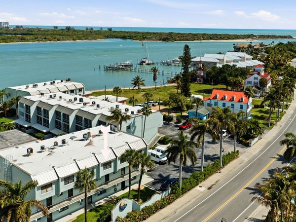 1300 Seaway Drive, Unit C7, Fort Pierce, FL 34949