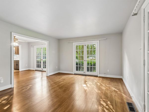 1184 Jamestown Road, Unit 12, Williamsburg, VA 23185