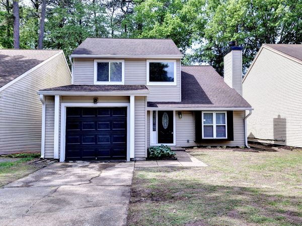 13417 Oakleaf Court , Newport News, VA 23608